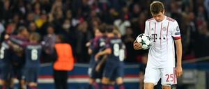 Münchens Thomas Müller mochte zwischenzeitlich gar nicht mehr hinschauen.