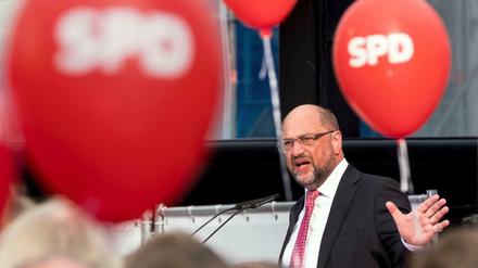 SPD-Kanzlerkandidat Martin Schulz am 21.09.2017 beim Wahlkampf in der Innenstadt von Hannover.