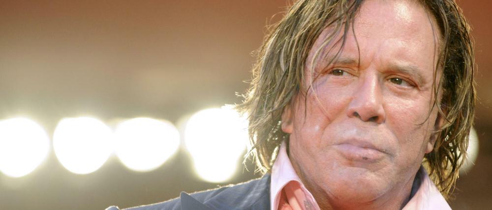 Der US-Schauspieler Mickey Rourke findet, dass Berlin eine großartige Stadt zum Arbeiten ist. 