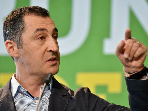 Grünen-Chef Cem Özdemir am Samstag beim Länderrat seiner Partei in Berlin.