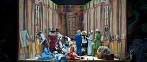 Szenischer Hybrid. Auf der Bühne wird Goethes "Faust" gezeigt - mit einer Kombination aus Gesang und Sprechtheater.
