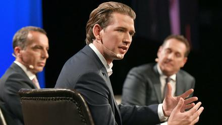 Der ÖVP-Chef Sebastian Kurz (Mitte) schickt sich an, Bundeskanzler in Österreich zu werden. 