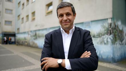 Raed Saleh geht mit seiner SPD hart ins Gericht.