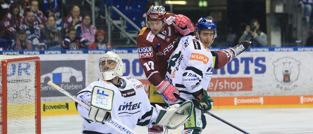 Held des Spiels. Jamie MacQueen (Nummer 17).