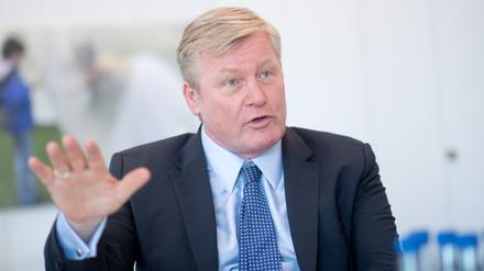 Bernd Althusmann (51) ist Spitzenkandidat der CDU für die Landtagswahl in Niedersachsen, die am 15. Oktober stattfindet.