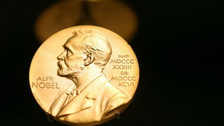 Die Medaille mit dem Konterfei des Stifters erhält der Friedensnobelpreisträger am 10. Dezember in Oslo verliehen.