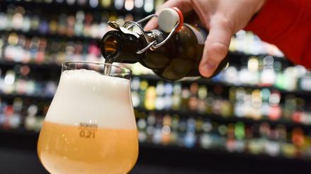 Das Bier aus der Flasche soll im nächsten Jahr teurer werden.
