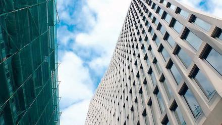 Besuch am Turm. Thementouren führen unter anderem auch zum Total-Tower am Hauptbahnhof. 