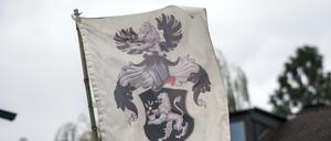 Flagge auf dem Grundstück eines Reichsbürgers in Georgensgmünd (Bayern).