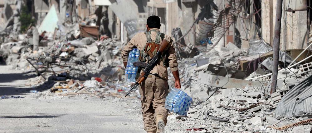 Auf dem Vormarsch. Große Teile der Stadt sind unter Kontrolle der "Syrischen Demokratischen Kräfte".