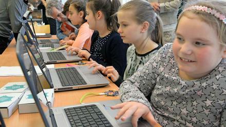 Gut unterrichtet. Hamburg und Schleswig-Holstein haben eine Entwicklungsstrategie, die Berlin noch fehlt, sagt die Schulforscherin Felicitas Thiel von der FU Berlin. 
