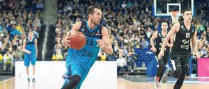 Volle Attacke: Nach seiner Verletzungspause greift Spencer Butterfield bei Alba Berlin wieder an. Am Freitagabend geht es für sein Team nach Göttingen.