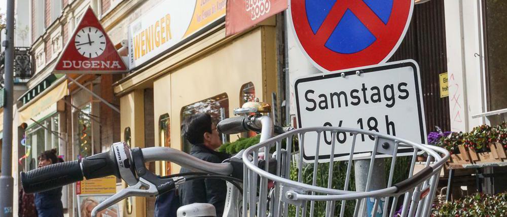 Auf dem sogenannten kleinen Teltower Damm herrscht Samstags reges Marktreiben.