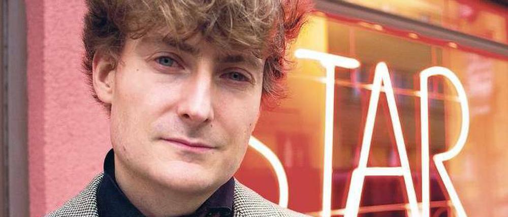 Vom wilden Alltag gepudert. Der Kabarettist Sebastian Krämer.