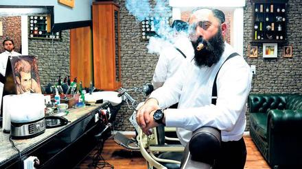Gentleman-Schiene. Hussein Seif frisiert Männer aus aller Welt.