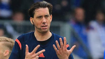 Schiedsrichter Manuel Gräfe hat mit seiner Kritik für Unruhe beim DFB gesorgt.