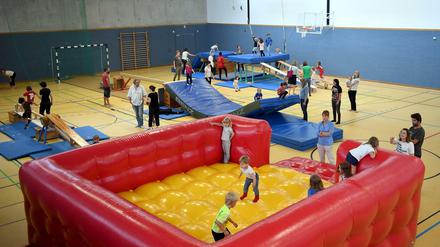Der deutsche Sportverein. Im Ausland ist man immer wieder erstaunt, warum dieses Phänomen hierzulande so gut funktioniert – wie hier beim Bambini-Sport des Berliner Vereins Pfeffersport.