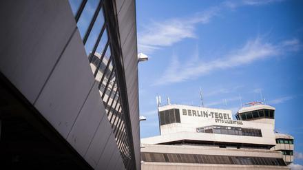 So zu und noch so auf? Bald soll eventuell ein Runder Tisch über die Zukunft des Flughafens Tegel beraten.