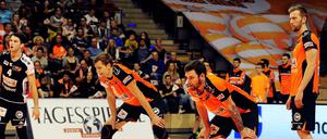 Bange Gesichter gab es bei den erste drei Spieler dieser Saison bei den BR Volleys öfter. Denn wie ein Deutscher Meister spielen die Berliner bisher nicht.  
