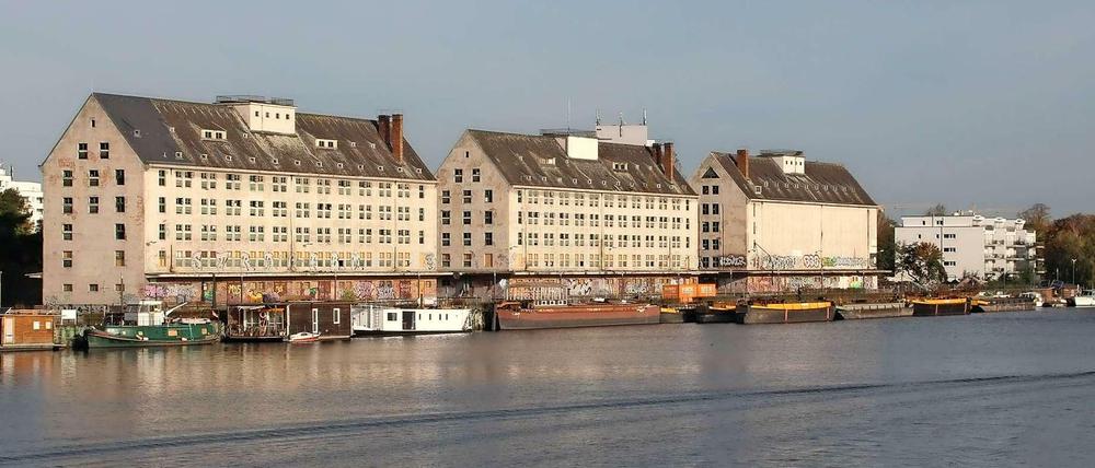 In den alten Speichern sollen Wohnungen und Gewerbelofts entstehen.