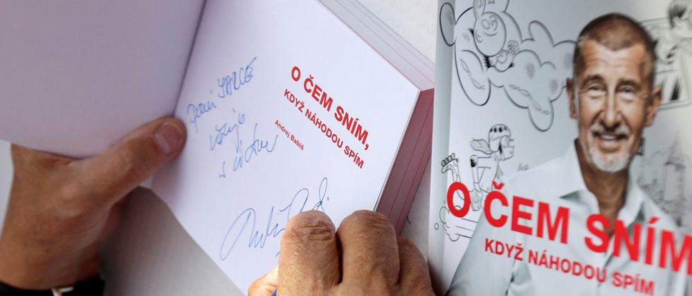 "Wovon ich träume, wenn ich zufällig schlafe", nannte Andrej Babis sein Buch. Die Antwort: Von der Macht.