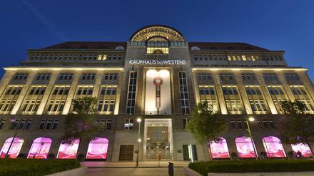 Das Luxuskaufhaus KaDeWe in Schöneberg. 
