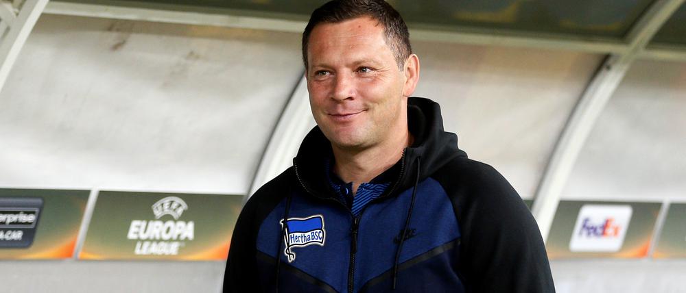 Läuft doch. Pal Dardai vor dem Spiel in Luhansk.