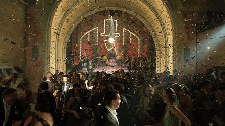 "Babylon Berlin", das ist die Fernsehserie der Stunde. Aber erst mal nur bei Sky, erst im Herbst 2018 in der ARD