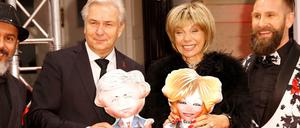 Traditionell dabei. Berlins Ex-Regierender Klaus Wowereit und Schauspielerin Judy Winter auf dem Roten Teppich.