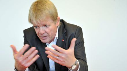 Reiner Hoffmann (62) ist seit Mai 2014 Vorsitzender des Deutschen Gewerkschaftsbundes.