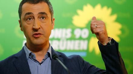 Cem Özdemir vermisst sein Fahrrad. Es ist so grün wie seine Partei.