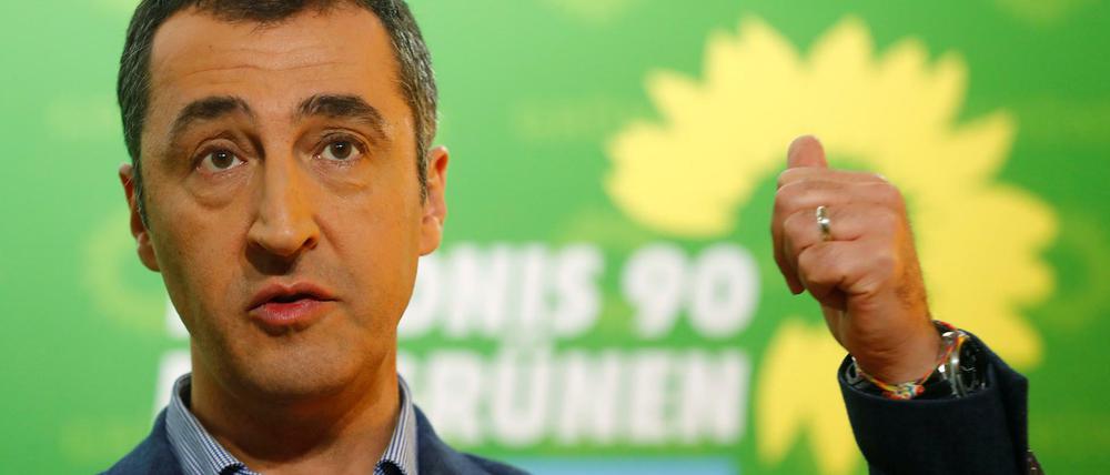 Cem Özdemir vermisst sein Fahrrad. Es ist so grün wie seine Partei.