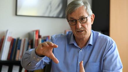 Linken-Chef Bernd Riexinger beim Tagesspiegel-Interview in seinem Büro im Berliner Karl-Liebknecht-Haus.