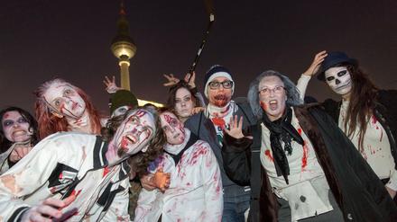 Die Zombies kommen. In den nächsten Tagen ist die Stadt voller Monster, Vampire und düsterer Gestalten.