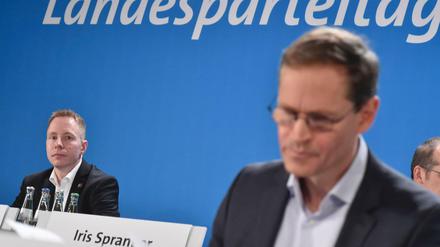Dennis Buchner und Sven Kohlmeier (beide SPD) haben einen öffentlichen Brief verfasst. Darin kritisieren sie Michael Müller scharf. 
