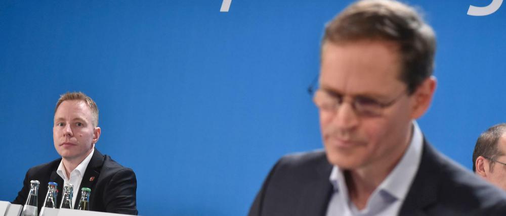 Dennis Buchner und Sven Kohlmeier (beide SPD) haben einen öffentlichen Brief verfasst. Darin kritisieren sie Michael Müller scharf. 