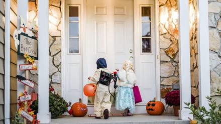 An Halloween klingeln kleine Geister an den Türen, doch sonst bleibt es meist stumm in Häusern.