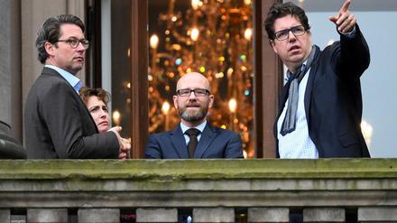 Pause beim Sondieren: die Generalsekretäre von CSU, FDP, CDU mit dem Bundesgeschäftsführer der Grünen.