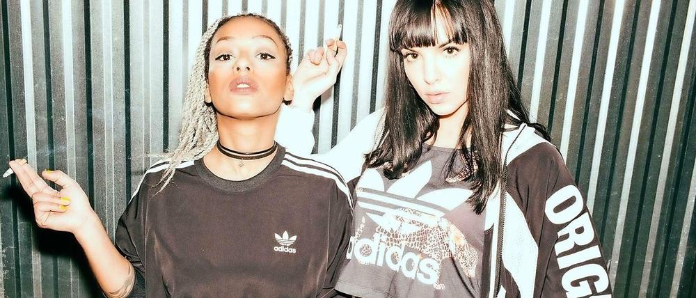 Nura und Juju aus Berlin sind SXTN.