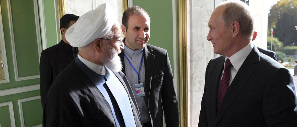 Russlands Präsident Wladimir Putin mit dem iranischen Kollegen Hassan Ruhani in Teheran.