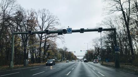 Die Heerstraße und ihre Spurwechselanlage.