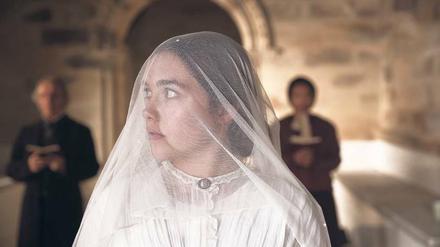Anfang einer Rebellion. Katherine (Florence Pugh) wird mit einem deutlich älteren Mann verheiratet.