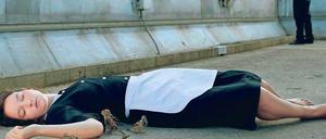 Szene aus dem Film "Bird People" (2014) von Pascale Ferran