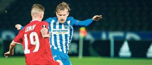 Jung, frisch, dynamisch. Arne Maier (rechts) ist erst 18, interpretiert seine Rolle als Sechser aber mit der Gelassenheit eines 36-Jährigen. 