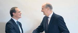 Parteifreunde. Michael Müller (links) und Dietmar Woidke bei der gemeinsamen Kabinettssitzung.