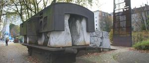 Ort des Gedenkens. Seit 1985 erinnert ein Mahnmal an die im Krieg beschädigte, 1955 abgerissene Synagoge.