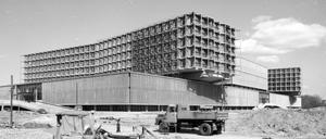 Das Klinikum Steglitz ist auch für seine besondere Architektur bekannt.