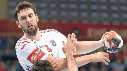 Große Erwartungen. Marko Kopljar war in diesem Sommer der renommierteste Neuzugang bei den Füchsen Berlin. Nach einer auskurierten Adduktoren-Verletzung kann der kroatische Nationalspieler und Defensivspezialist nun endlich mitwirken. 