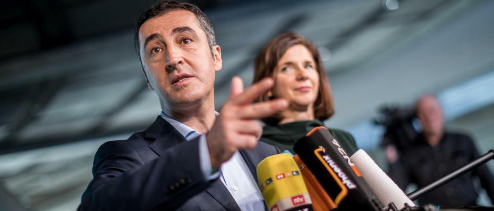 Kommunikation: Cem Özdemir und Katrin Göring-Eckardt informieren nicht nur Journalisten, sondern auch die grünen Parteimitglieder.