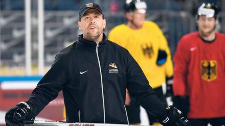 Wohin geht die Reise? In Augsburg kann Marco Sturm schon mal schauen, wie stark die Gegner bei Olympia sein könnten. 